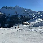 Le Paquebot Des Neiges アパート ラ・プラーニュ