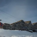 Le Paquebot Des Neiges アパート ラ・プラーニュ
