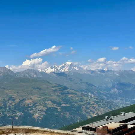 Le Paquebot Des Neiges La Plagne