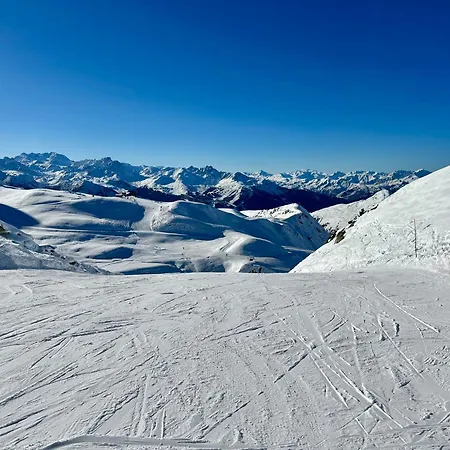 Le Paquebot Des Neiges La Plagne
